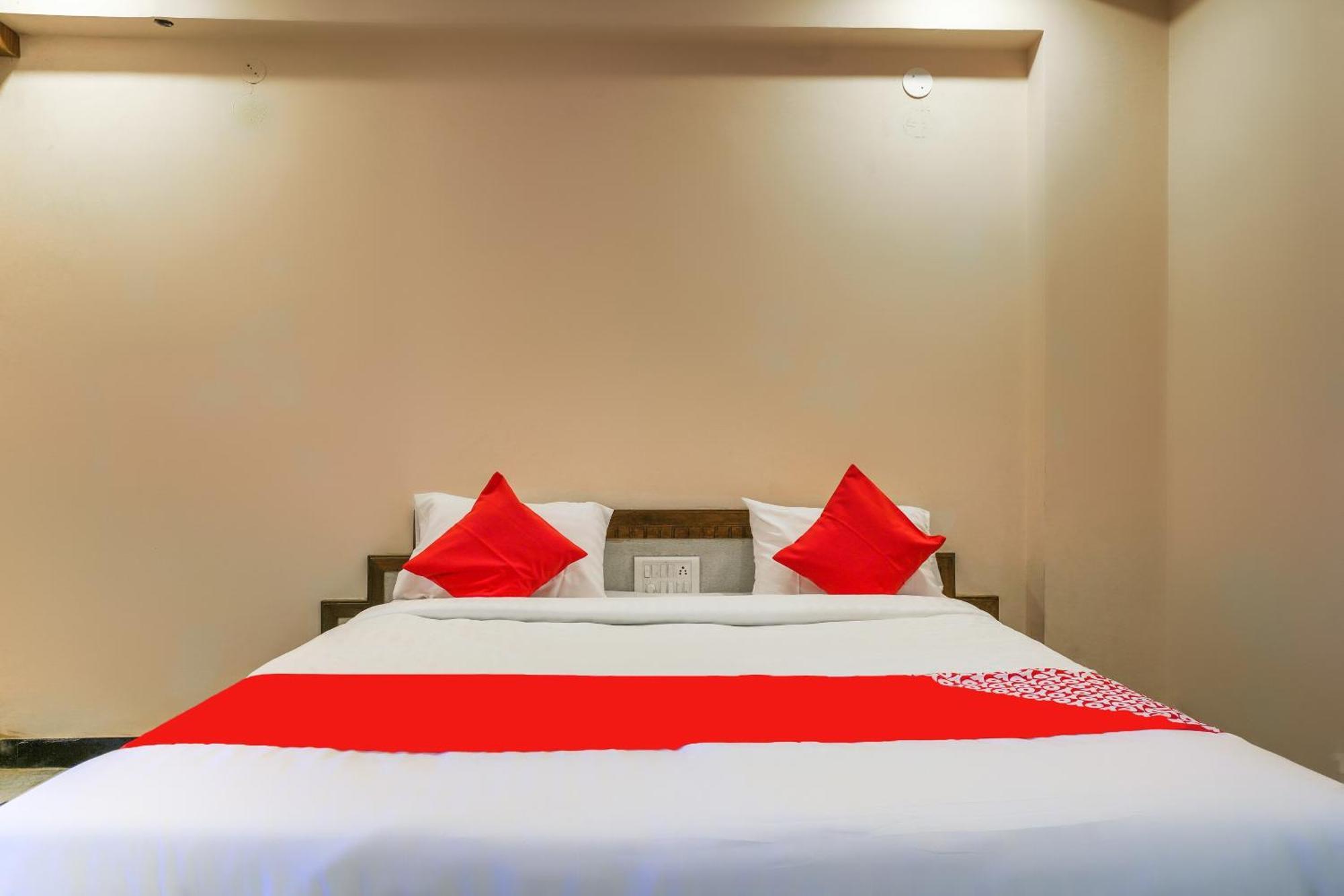 Hotel O Raja Residency Near Snow World Secundurabad Екстериор снимка