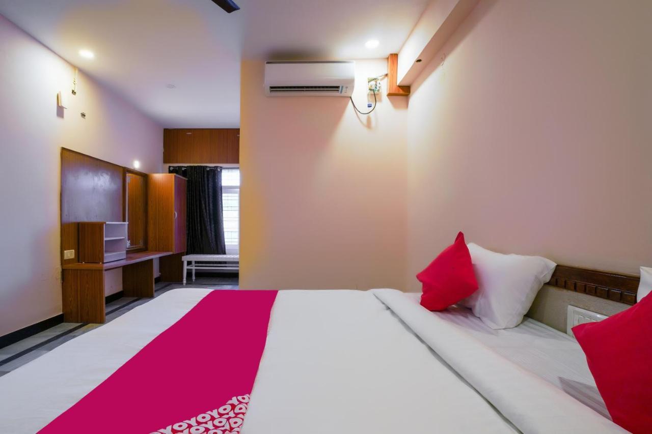 Hotel O Raja Residency Near Snow World Secundurabad Екстериор снимка